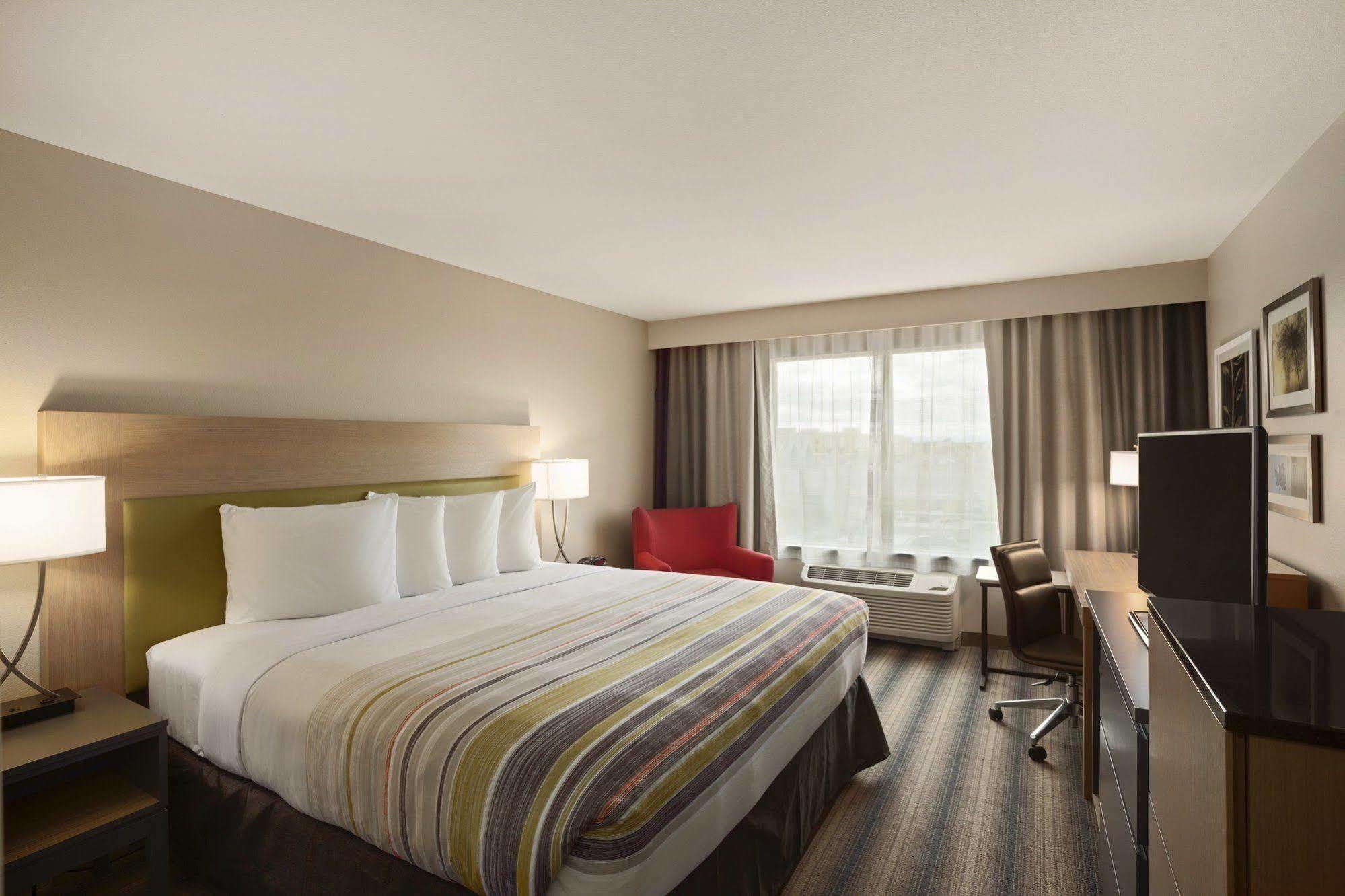 Country Inn & Suites By Radisson Bismarck Waterpark Zewnętrze zdjęcie