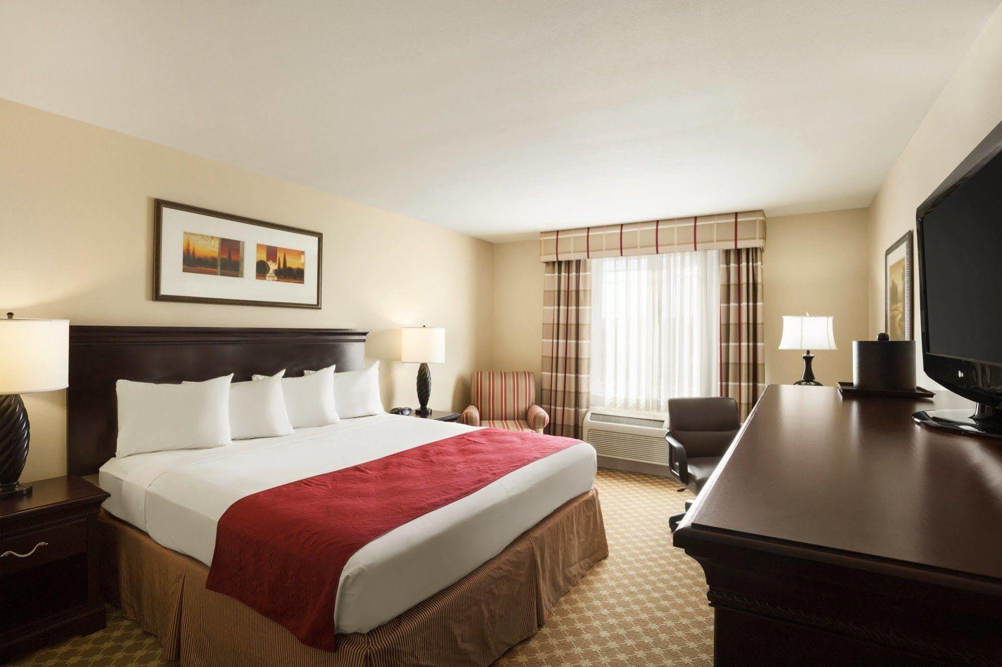 Country Inn & Suites By Radisson Bismarck Waterpark Zewnętrze zdjęcie
